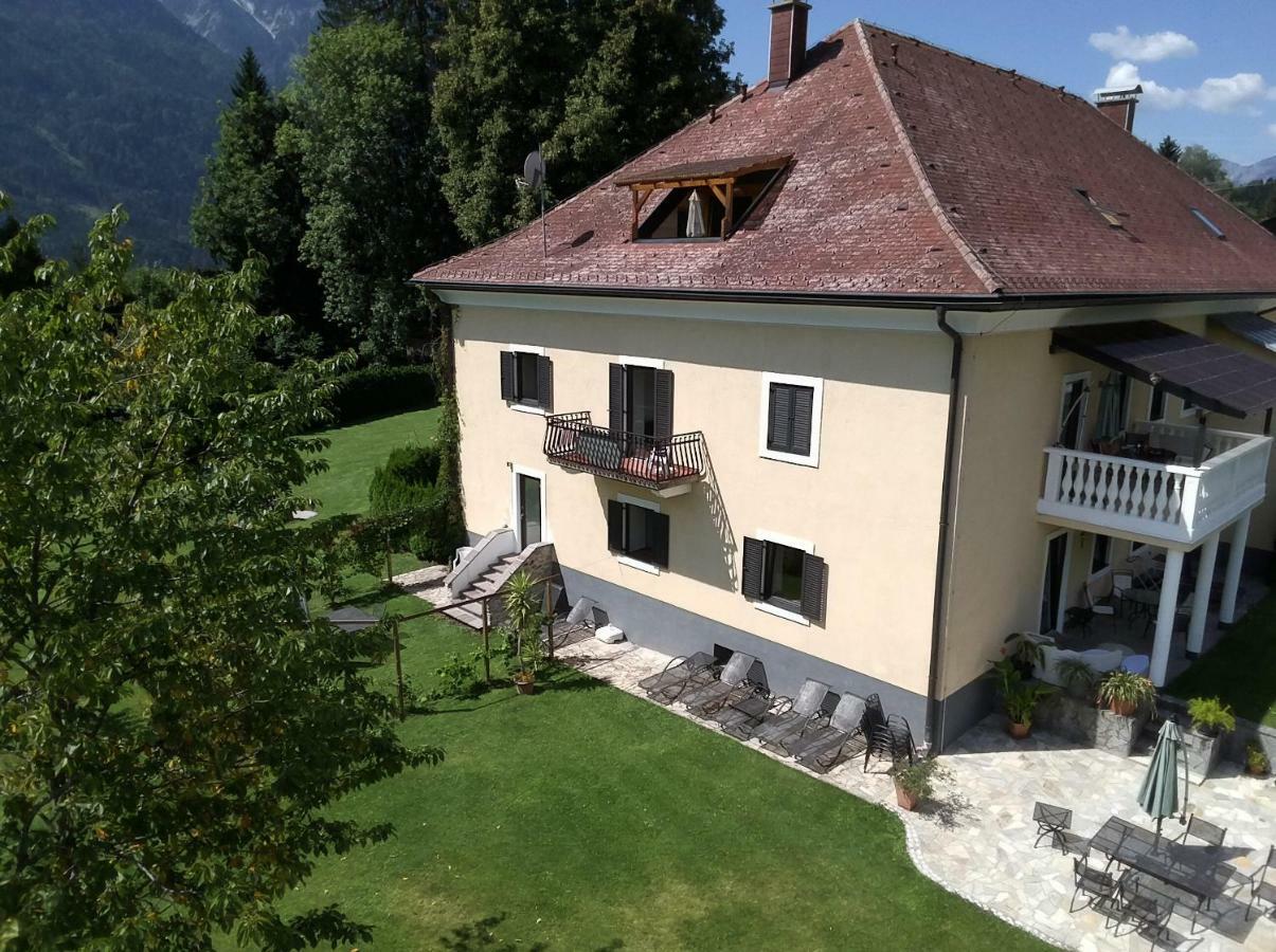 Garten- & Loggia-Appartement Herrenhaus Dellach im Drautal Eksteriør billede
